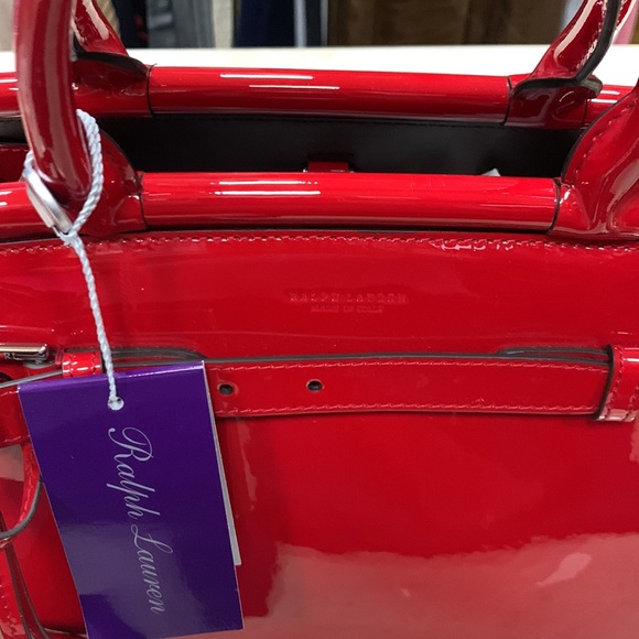 HOST PIC RALPH LAUREN COLLECTION RL 50 PATENT CALFSKIN TOP HANDLE IN RED - Picture 6 of 15